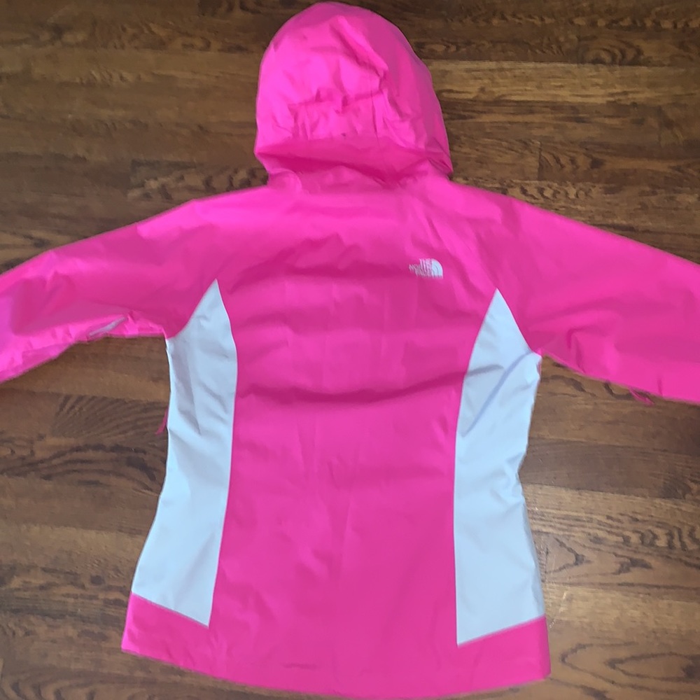 The North Face Pink and White Women's Jacket - Picture 7 of 12